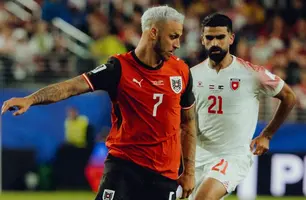 Áustria vence Jordânia com ajuda de gol contra e estreia bem na Copa (Foto: Reprodução/@oefb1904)