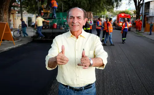 Bairros e acesso ao Aeroporto recebem asfalto com recursos de Marcelo Castro