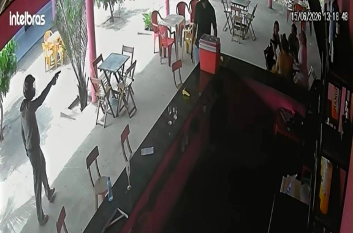 Bandidos invadem ‘Mansã da Barbie’ e roubam cerca de R$ 20 mil em Parnaíba