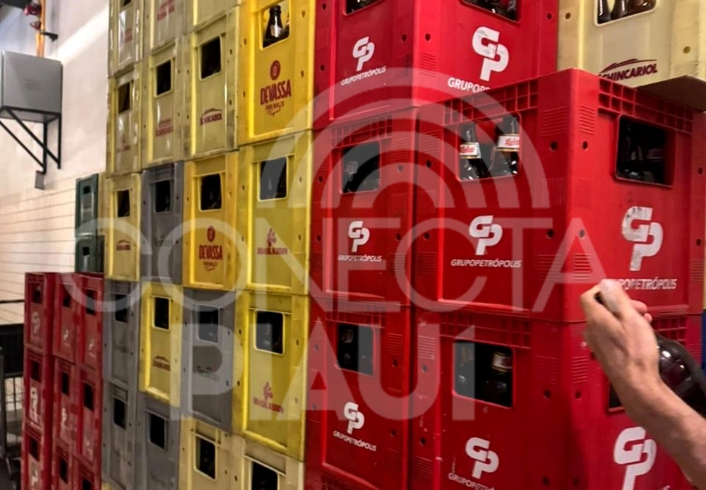 Bar em shopping é interditado por adulteração em chopp: cerveja Glacial e Lokal