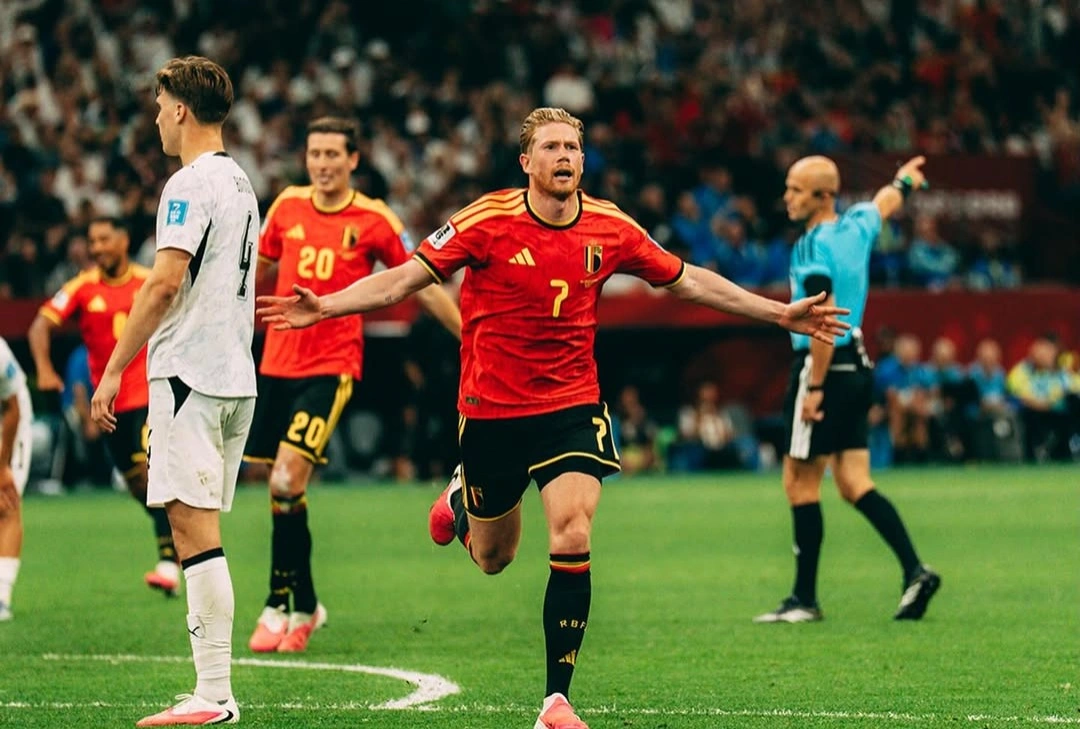 Bélgica goleia Nova Zelândia e avança às fases eliminatórias da Copa