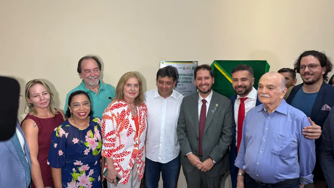 Biblioteca Cromwell de Carvalho é reinaugurada após reforma em Teresina