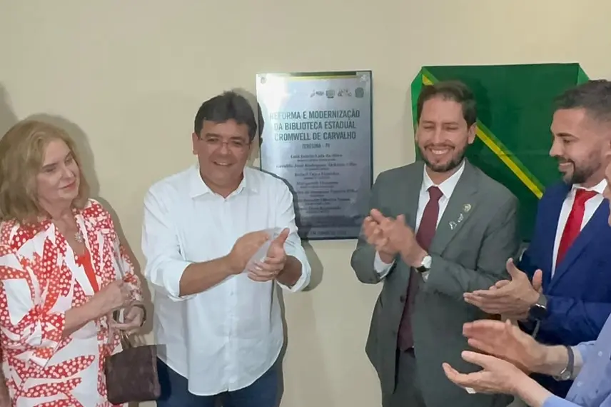 Biblioteca Cromwell de Carvalho é reinaugurada após reforma em Teresina