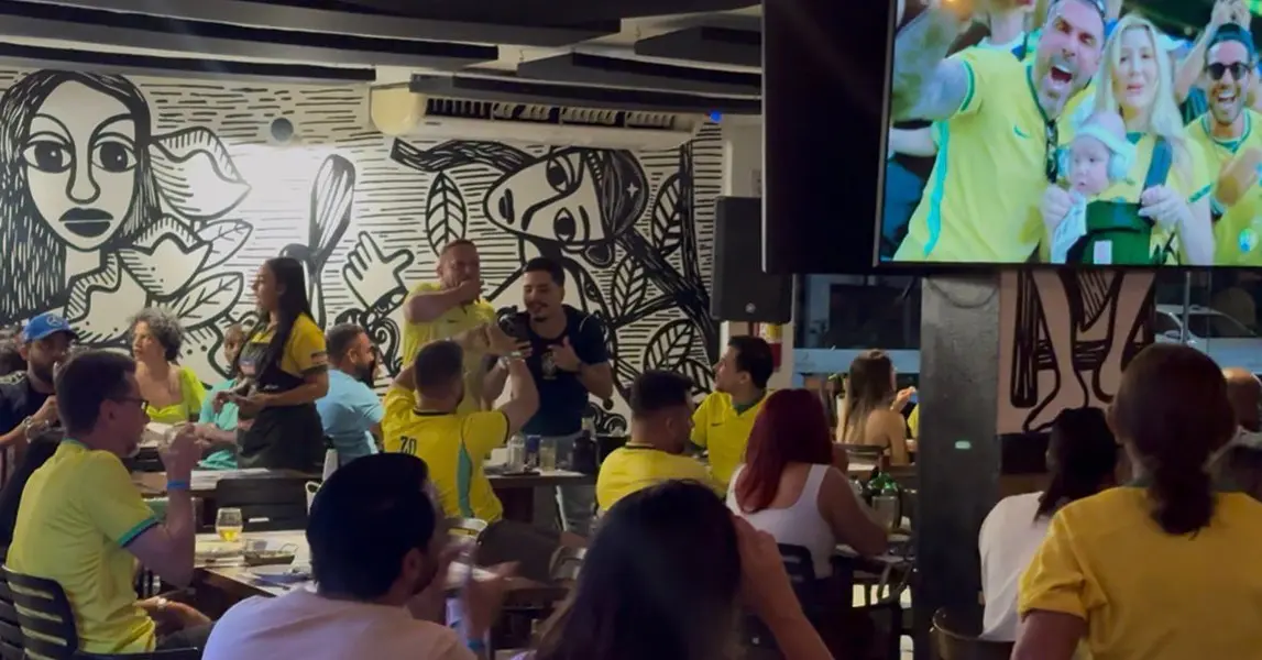 Brasil vence Escócia, avança às oitavas e torcida faz festa em Teresina