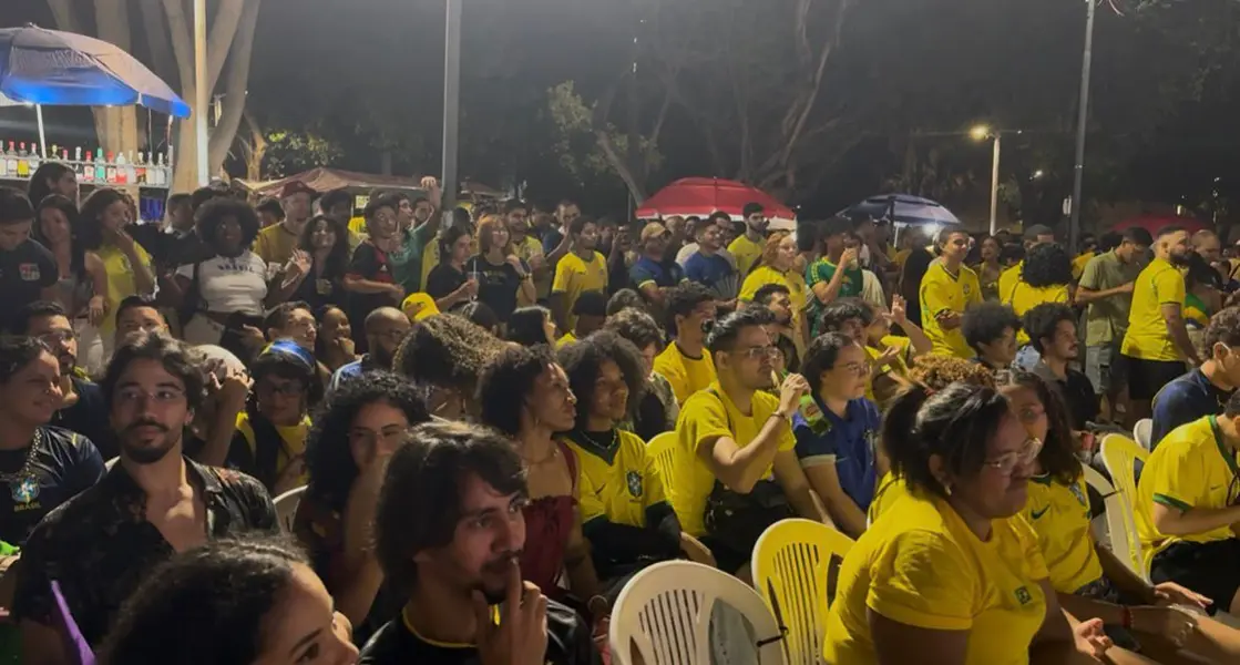 Brasil vence Escócia, avança às oitavas e torcida faz festa em Teresina
