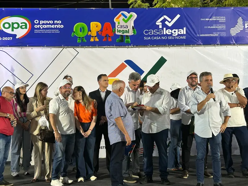 Casa Legal entrega 647 registros de imóveis para moradores da Santa Maria da Codipi