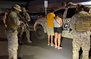 Casal é preso suspeito de comercializar drogas dentro de bar em Picos (Foto: Divulgação/BEPI)
