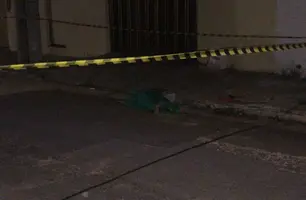 Caso foi registrado na Rua Santa Luzia; polícia apura se vítima havia se envolvido em uma briga antes do óbito (Foto: Reprodução)
