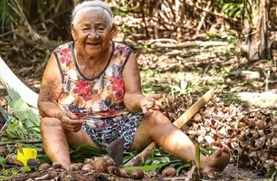 Chica Lera, patrimônio vivo, é homenageada na III Feira da Agricultura Familiar (Foto: Geirlys Silva)