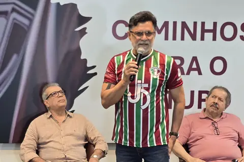 Consultor do Fluminense-PI, Ricardo Rocha é detido antes de viagem à Copa