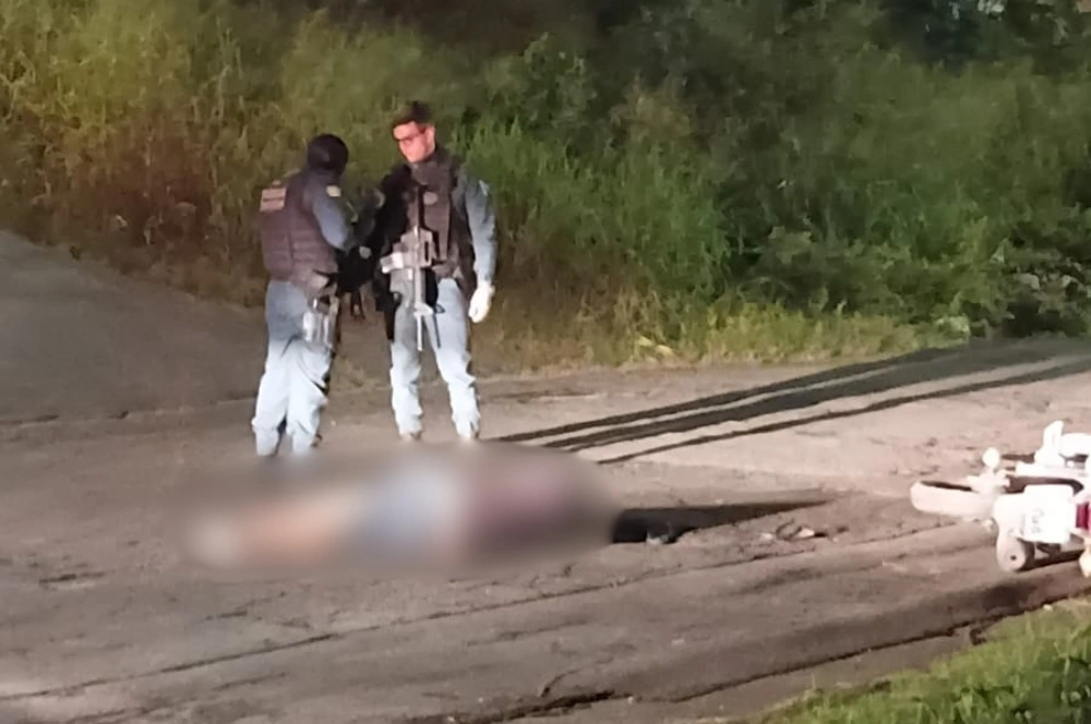 Criminosos perseguem e executam homem a tiros na zona Leste de Teresina