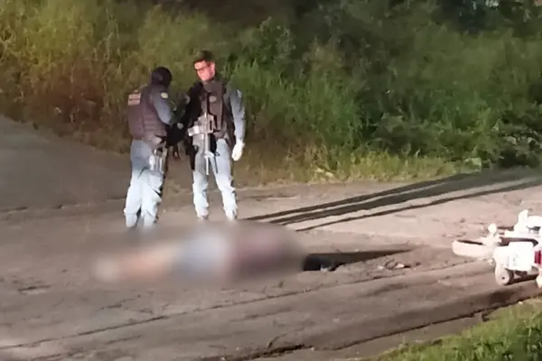 Criminosos perseguem e executam homem a tiros na zona Leste de Teresina