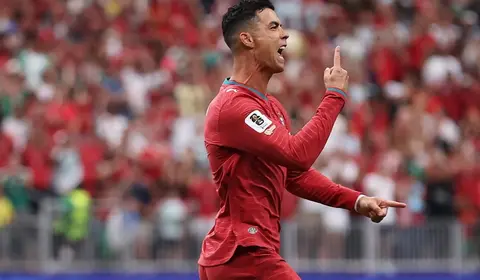 Cristiano Ronaldo desencanta e conduz goleada sobre o Uzbequistão na Copa