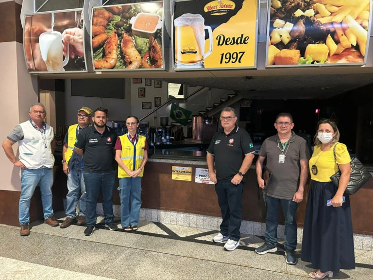 Denúncias de clientes levam à interdição do Beer Store do Teresina Shopping