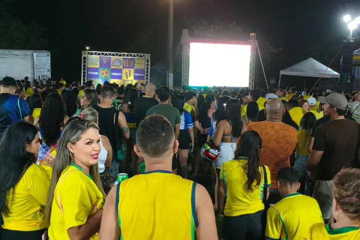 Em Parnaíba, torcida acompanha a estreia do Brasil na Copa em clima de animação