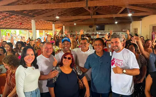 Enzo Samuel entrega poço e trator para comunidade rural em Lagoa Alegre