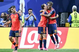 Espanha goleia Arábia Saudita, se recupera e assume liderança do grupo na Copa (Foto: Roberto Schmidt/ AFP)