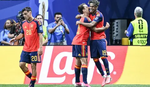 Espanha goleia Arábia Saudita, se recupera e assume liderança do grupo na Copa