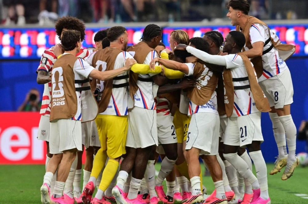 Estados Unidos goleiam Paraguai e iniciam Copa do Mundo com atuação dominante