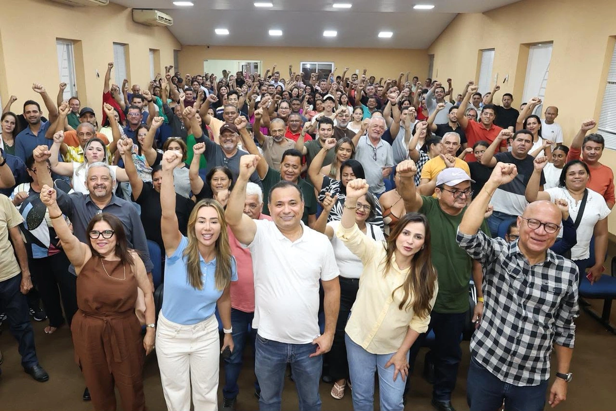 Fernanda Gomes reúne lideranças em roda de conversa na Zona Norte