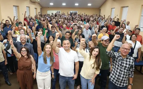 Fernanda Gomes reúne lideranças em roda de conversa na Zona Norte