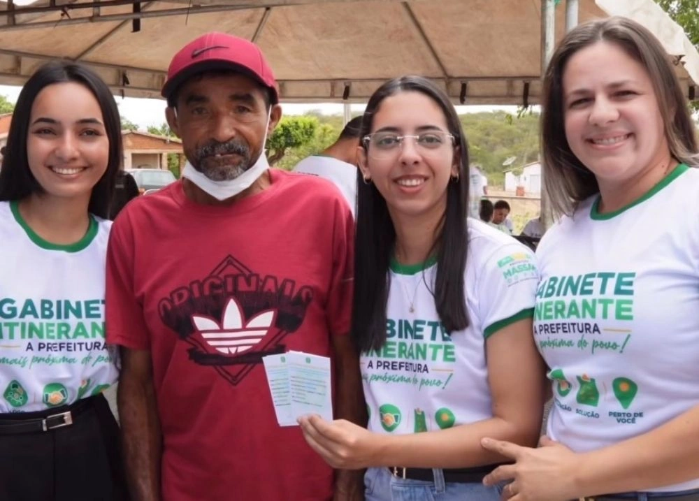 Gabinete Itinerante leva serviços à comunidade Vilão de Baixo em Massapê do Piauí