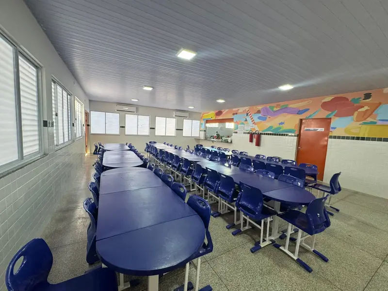 Governador entrega escola reformada e anuncia novas obras em Morro do Chapéu