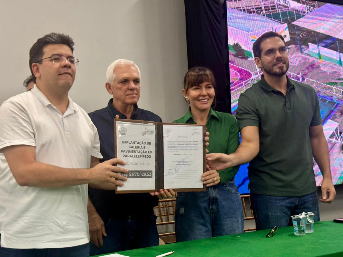 Governador Rafael Fonteles assina importantes ordens de serviço para obras  estruturantes em Esperantina