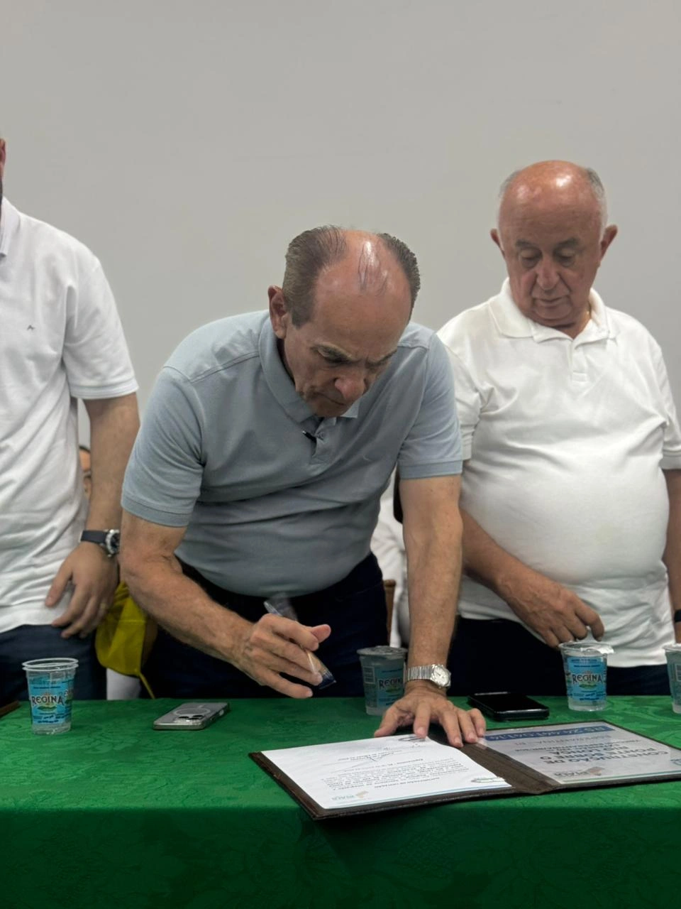 Governador Rafael Fonteles assina importantes ordens de serviço para obras  estruturantes em Esperantina