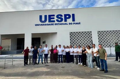Rafael Fonteles realiza visita técnica às obras do campus da Uespi de Floriano