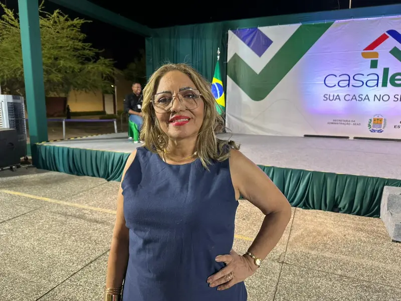Governo do Estado entrega mais de 2 mil registros de imóveis a famílias de Teresina