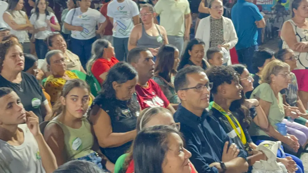 Governo do Estado entrega mais de 2 mil registros de imóveis a famílias de Teresina