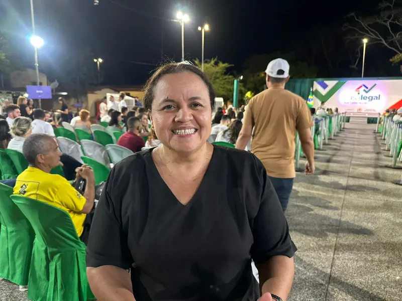 Governo do Estado entrega mais de 2 mil registros de imóveis a famílias de Teresina