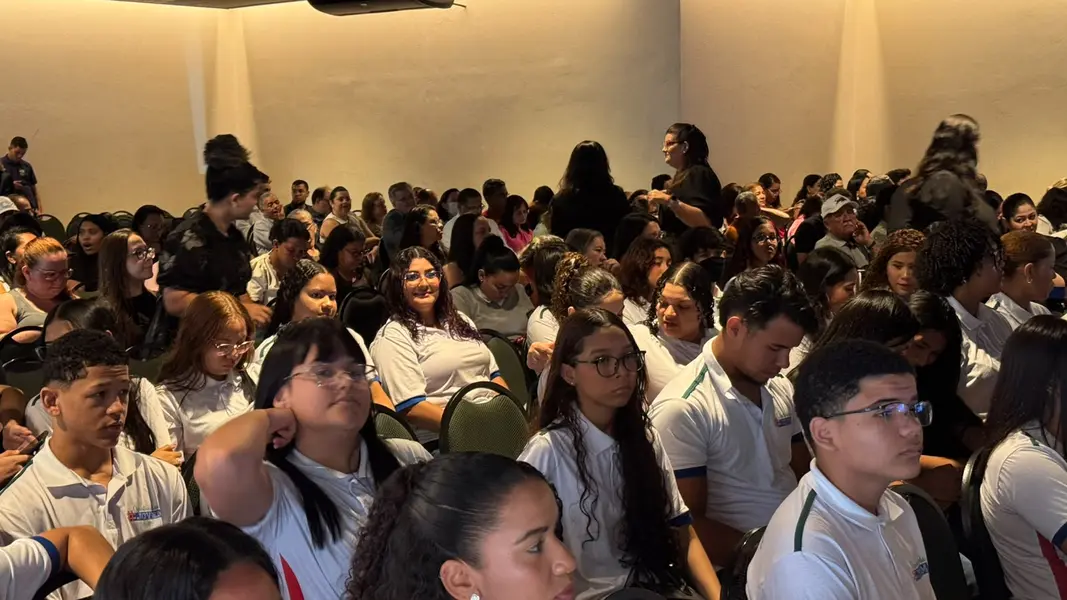 Governo do Piauí amplia vagas do Oportunidade Jovem e contempla 500 estudantes