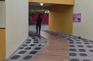 Grupo tenta sair sem pagar e deixam prejuízo em motel na zona Sul de Teresina (Foto: Reprodução/TV Meio Norte)
