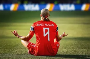Haaland marca dois gols e comanda goleada da Noruega sobre o Iraque na Copa (Foto: Reprodução)