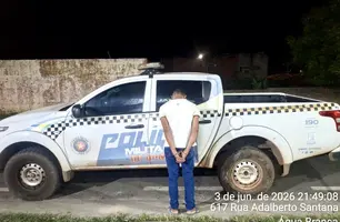 Homem é preso após agredir a própria mãe e dois irmãos em cidade do Piauí (Foto: Reprodução)