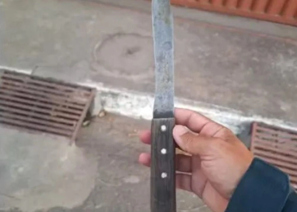 Homem é preso após manter casal de idosos refém por 4 horas em Oeiras