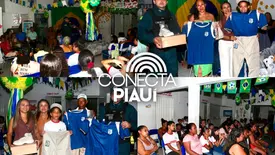 Hugo Napoleão implanta Pelotão Mirim e entrega uniformes aos primeiros alunos (Foto: Reprodução)