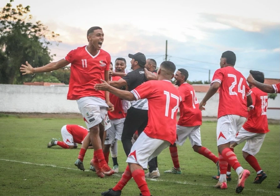 Hugo Napoleão vence Nazária e garante vaga na final do Copão AMPAR 2026