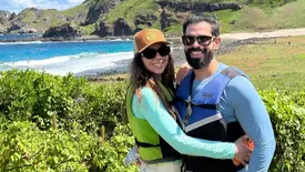 José Renaldo Filho e Catarinne Benício celebram o amor em Fernando de Noronha (Foto: Instagram)