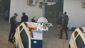 Jovens são detidos após manobras perigosas com motos na zona Leste de Teresina (Foto: Repórter 12 / Conecta Piauí)