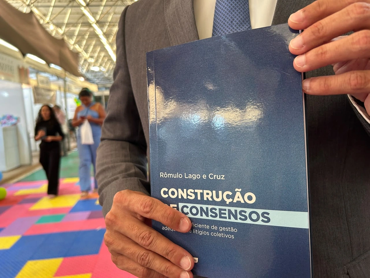 Livro propõe alternativa à judicialização de conflitos coletivos no SaLiPi