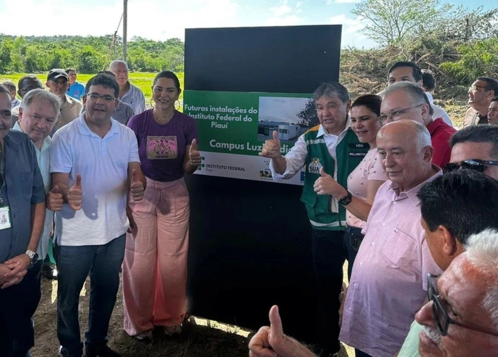 Luzilândia celebra aula inaugural de cursos do IFPI e Rotas do Norte