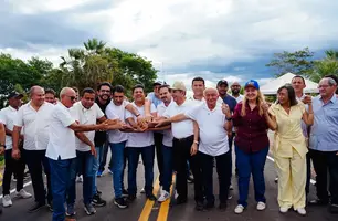 Marcelo Castro inaugura asfaltamento de avenida que dá acesso a Nazaré do Piauí (Foto: Assessoria)