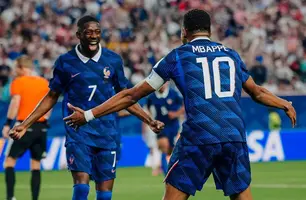 Mbappé marca dois gols, França vence o Iraque e assume liderança do Grupo I (Foto: Reprodução/Redes sociais)