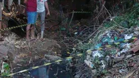 Menino de 1 ano e 9 meses é encontrado morto em esgoto nos fundos de casa no Piauí (Foto: Reprodução)