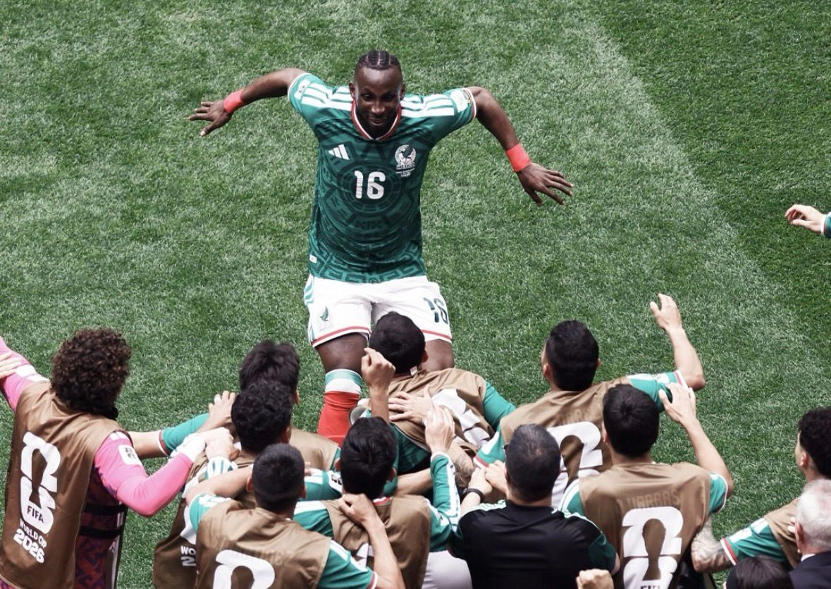 México vence África do Sul na abertura, mas desperdiça chance de construir goleada