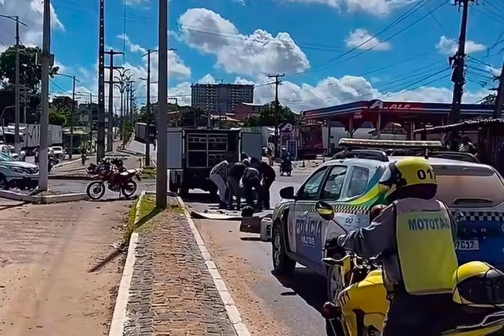 Motociclista morre em acidente na avenida Henry Wall de Carvalho, em Teresina
