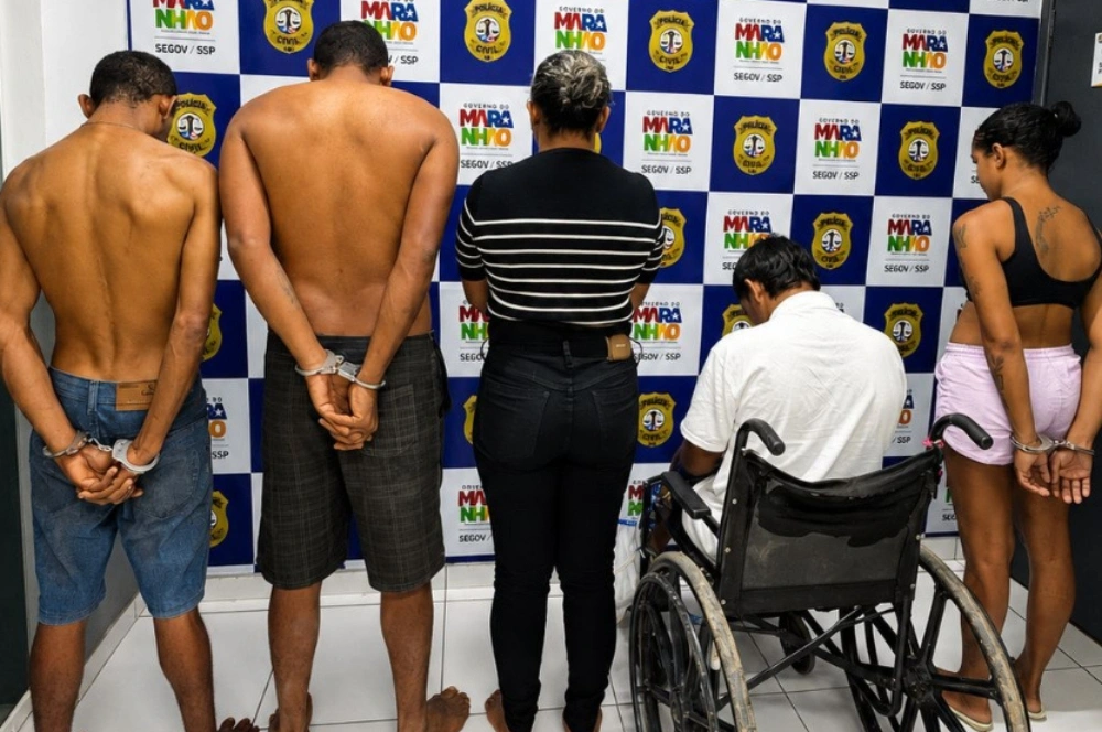 Mulher suspeita de desviar R$ 100 mil de idosa com câncer é presa em Timon